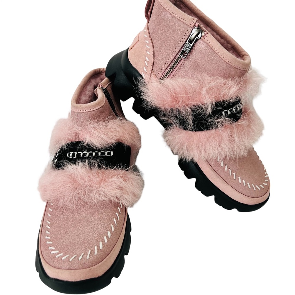 UGG Australia Low Cut Boots - New